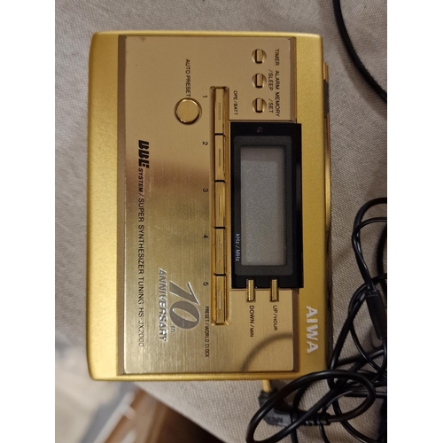 133i - Aiwa HS-JX2000 Gold Personal Cassette Player Walkman Stereo 10th Anniversary inc all Accessories