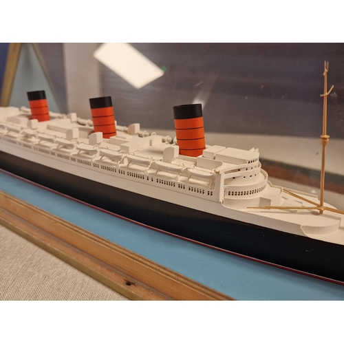 31 - Bassett-Lowke Ltd Northampton Scale Waterline Model of RMS Queen Mary in Case - case length 64cm, po... 