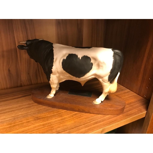 69c - Beswick Friesian Bull Cow Figure - Border Fine Arts Interest