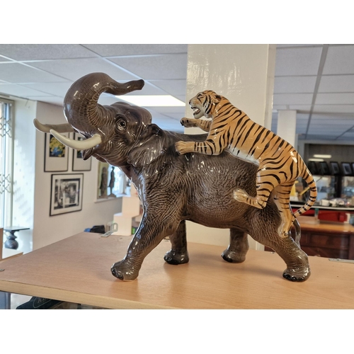 69k - Rare Beswick Very Large Tiger on Elephant's Back Figure