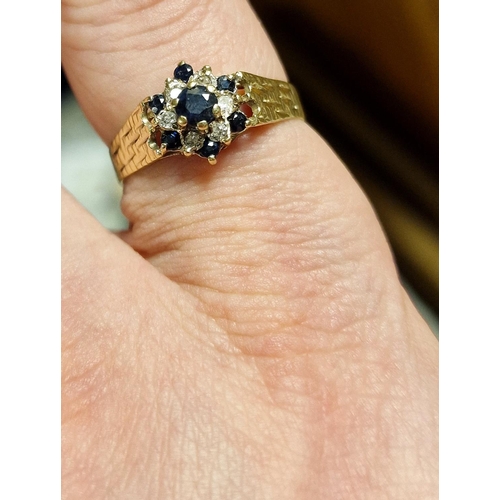 275 - 9ct Gold, Sapphire & Diamond Dress Ring, 2.5g, size M+0.5