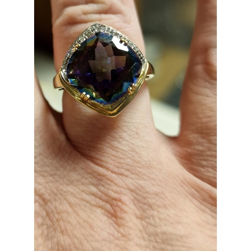 126 - 9ct Gold, Mystic Topaz & Diamond Dress Ring, 4.1g and size O