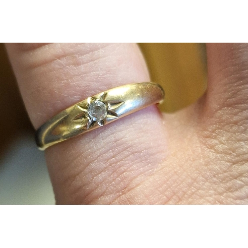 142 - Antique 15ct Gold Single Diamond Wedding Band, size O+0.5