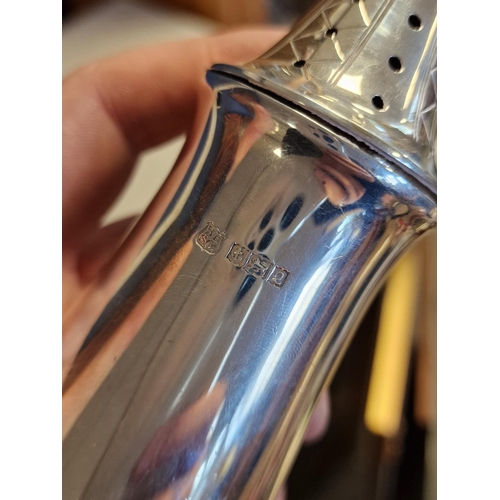 59a - 1920s Birmingham Hallmarked Silver Sugar Shaker - 149g