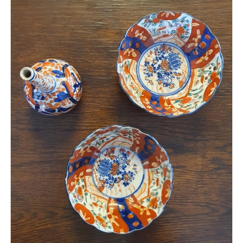 49g - Antique Japanese Oriental Imari Pencil Vase and a Pair of Brush Pot (diameter 13cm) Bowls