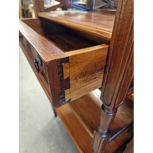 215b - Vintage Good Quality Oak Hall Book Shelves