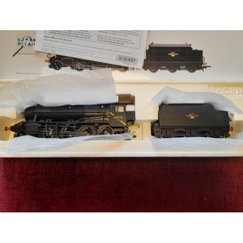 318 - Hornby R2393 OO BR 2-8-0 Class 8F Locomotive 48773 - Railway Train Model Loco Toy Interest