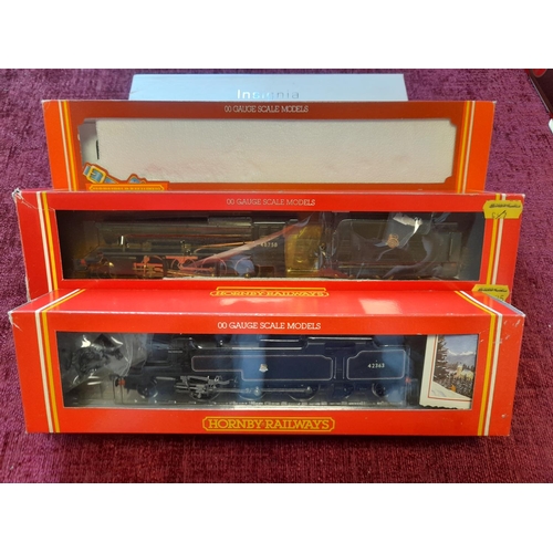 323 - Hornby OO Model Locomotives including R324 Lady Godiva in BR Black Livery, R322 OO BR 2-8-0 Class ... 