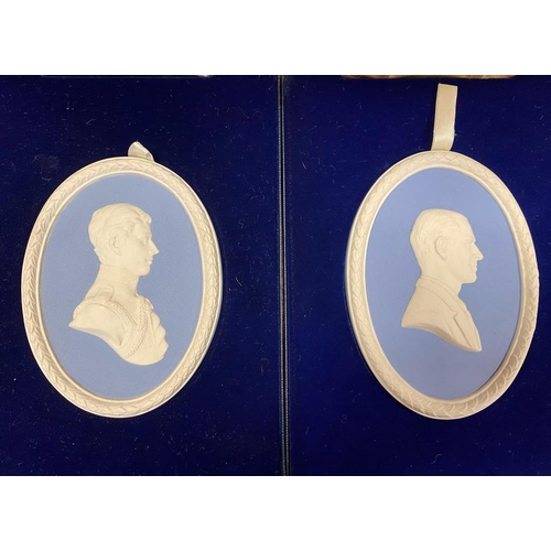 211 - Set of 4 Boxed Wedgwood Portrait Medallions Approx 11.5 cm x 8.5 cm in Pale Blue & White Jasperware:... 