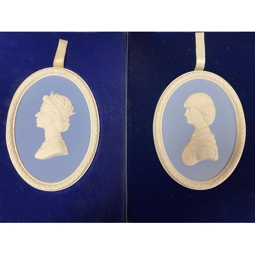 211 - Set of 4 Boxed Wedgwood Portrait Medallions Approx 11.5 cm x 8.5 cm in Pale Blue & White Jasperware:... 