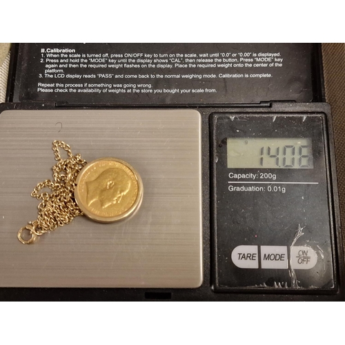 129a - 1906 Full 22ct Sovereign Coin Necklace Chain - total weight 14.1g