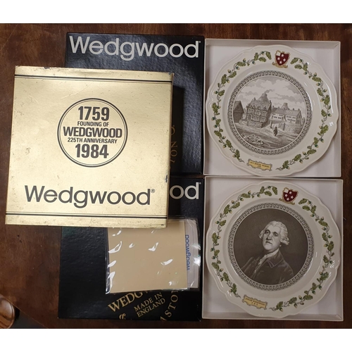 221a - Collection of Wedgwood Boxed Plates and Plaques inc Street Sellers of London, Anniversary Plates + a... 