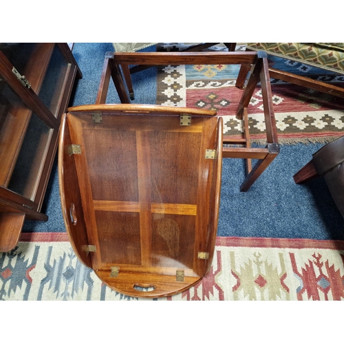 89d - Victorian Tray Top (Mahogany) Changing Table w/rectangular base - 69x51 by 54cm high