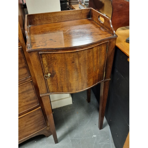 99m - Antique Hall Cabinet w/a Faux Brass Persian Planter