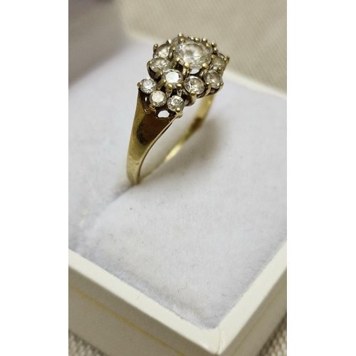 110 - 9ct Gold White Stone Cluster Ring - size L and weighs 2.5g