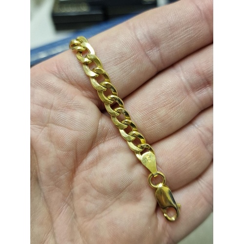 120 - Cased 9ct Gold Bracelet - 5.3g & 7.5 inches long