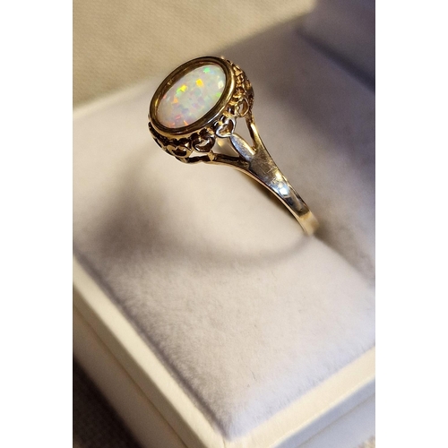 52 - 9ct Gold & Opal Dress Ring, size P+0.5