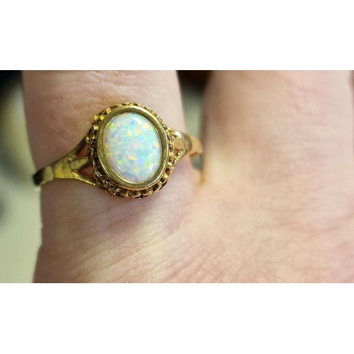 52 - 9ct Gold & Opal Dress Ring, size P+0.5