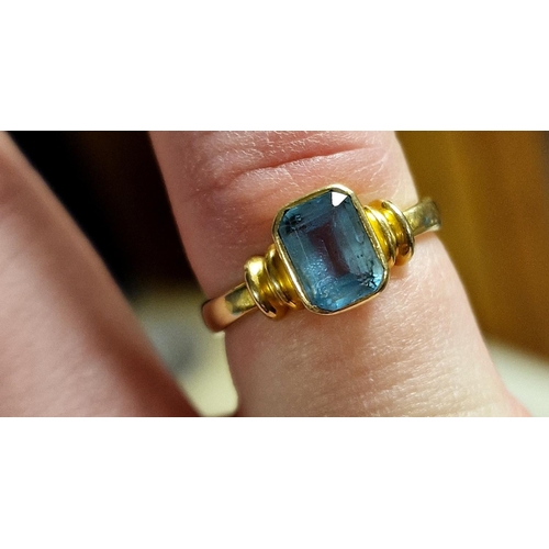 71 - 9ct Gold and Square Cut Blue Topaz Dress Ring, 2.85g and size K