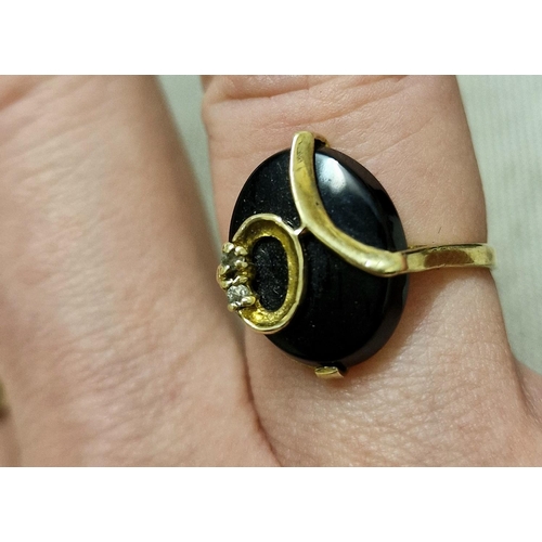 179 - 9ct Gold, Diamond & Black Onyx Dress Ring, 2.6g & size O