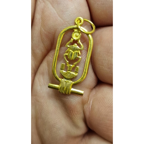 192 - 18ct Gold Scarab Beetle Oriental or Persian Pendant