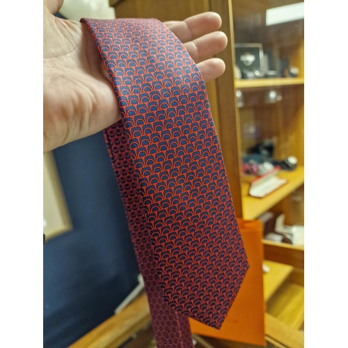 210 - Hermes Silk Tie w/Original Hermes Bag