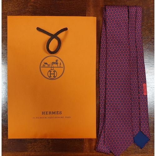 210 - Hermes Silk Tie w/Original Hermes Bag