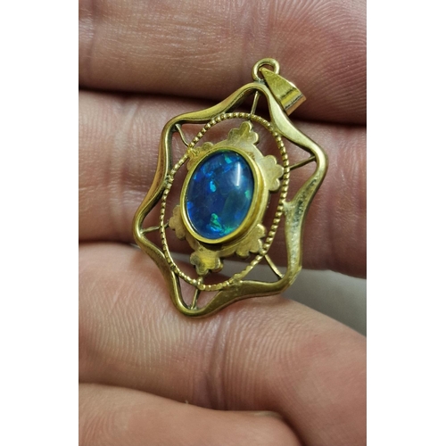 87g - 9ct Gold & Opal Pendant