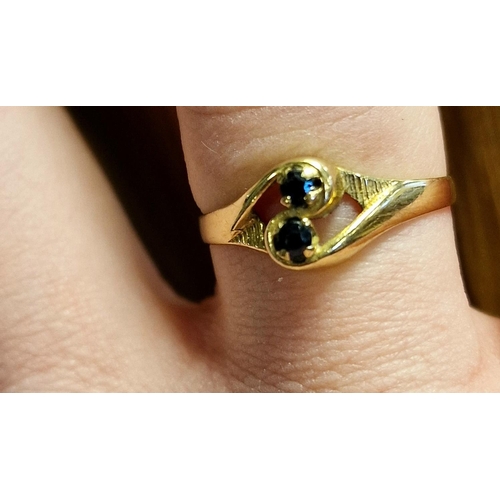 178b - 9ct Gold & Sapphire Dress Ring, size P