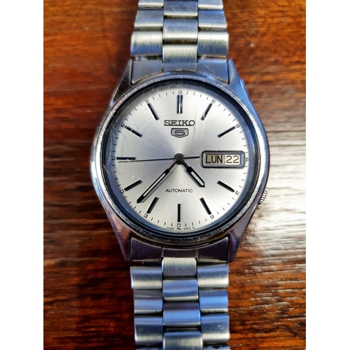 245 - Seiko Japanese Wristwatch Watch (inc Sekonda case)