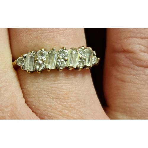 146 - 9ct Gold & White Stone Dress Ring, size R & 3.45g