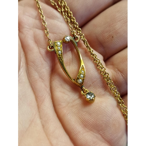 149 - 9ct Gold & Diamond Pendant Necklace Chain - 5.05g