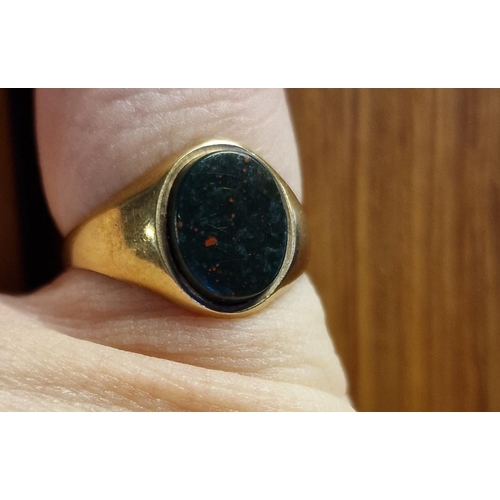 163 - 9ct Gold Pair of Signet Rings (one Bloodstone) - size K+0.5 & L, combined weight 3.8g