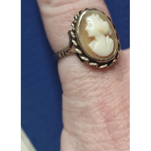 190 - 9ct Gold Cased Cameo Ring - size M+0.5