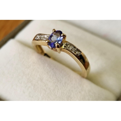 188h - 9ct Gold, Tanzanite & Diamond Dress Ring, 2.55g & size N