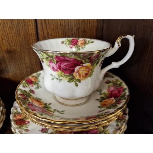 15a - Royal Albert Old Country Roses Extensive Dinner & Coffee Service - approx 65 pieces, various backsta... 