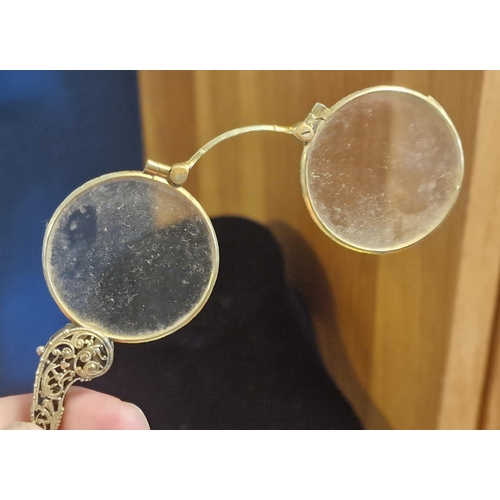 260x - Gold (Plated possibly) Theatre Spectacles Set w/filagree handle