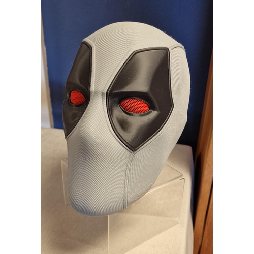 29 - Marvel Comics Deadpool Magnetic Helmet Superhero Cosplay Costume Mask - magnetically attaches & meas... 