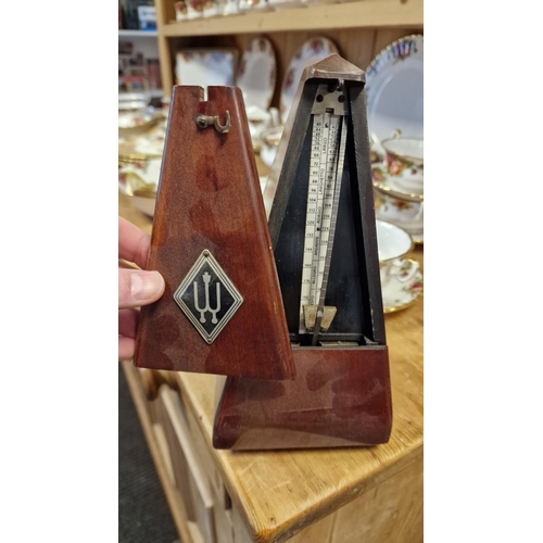 35d - SX German 1960's Metronome