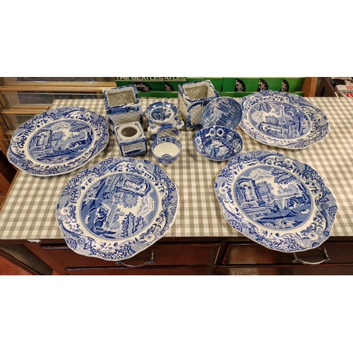 10k - Chinese Cricket Cage/Sake Stands & Copeland Blue Italian Plates