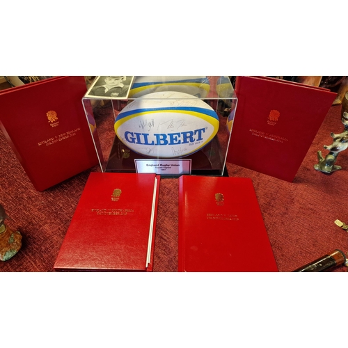 33 - 1997 England Rugby Union Signed Cased Team Ball + 2018 Bound Internationals Match Programmes - Sport... 