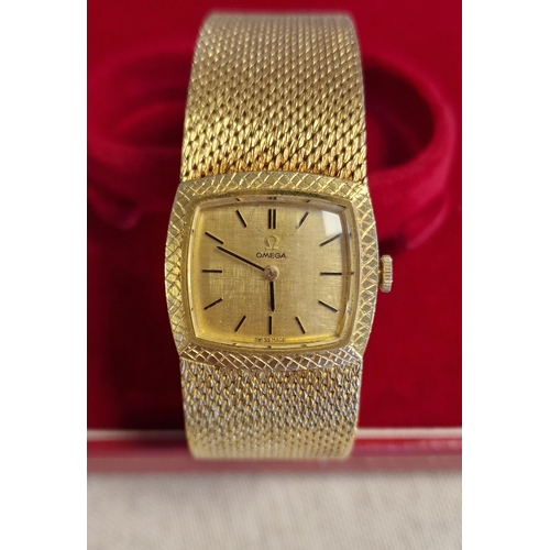 81 - Omega 9ct Gold Ladies Watch - boxed and in VGC, total weight 70.8g - band length 18cm