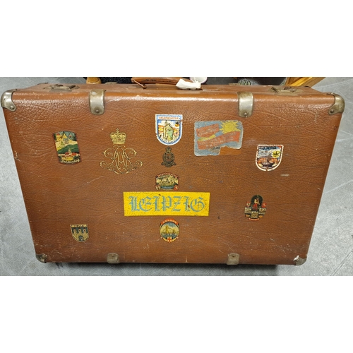 Lot 4j        
