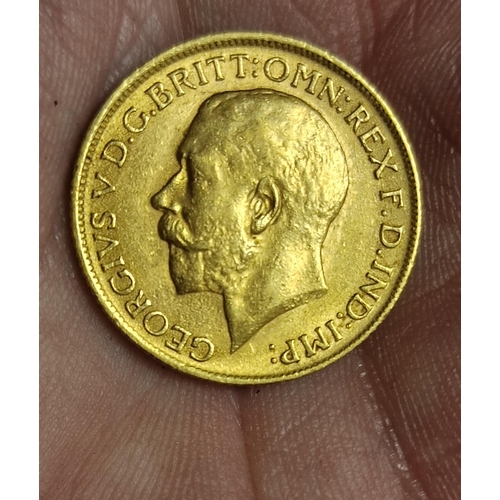 100 - 22ct Gold Sovereign Coin, 1911 - 8g