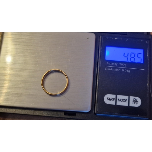 158 - 22ct Gold Wedding Band Ring, size O+0.5 & 4.85g