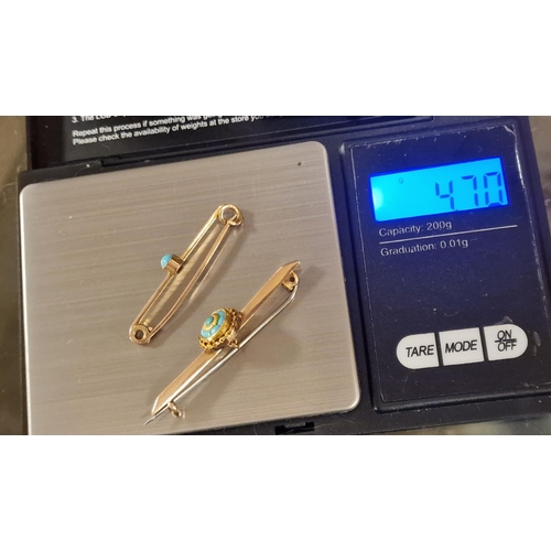 212 - 9ct Gold & Turqouise Pin Mourning Brooches - combined weight 4.7g