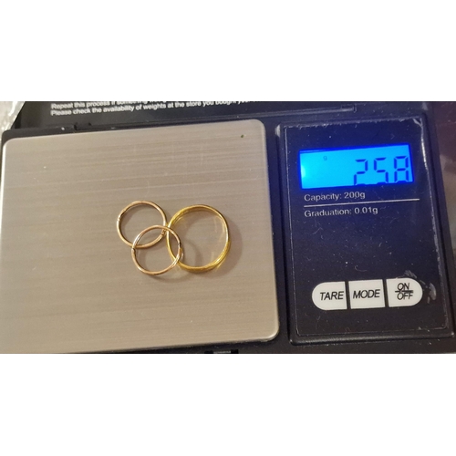 227 - 22ct Gold Wedding Band Ring, plus a small pair of 18ct Hoop Earrings, size m & 2.6g