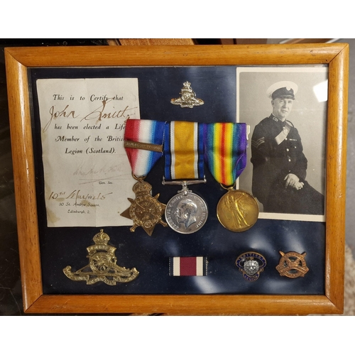 85e - 51213 Gnr John Smith WW1 World War One Medal Set + Great Lapel Badge Regiment Display