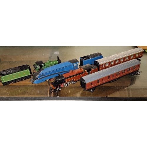 280 - Hornby Loco OO Gauge Engines inc Seagull + Two Loco + Tender Examples