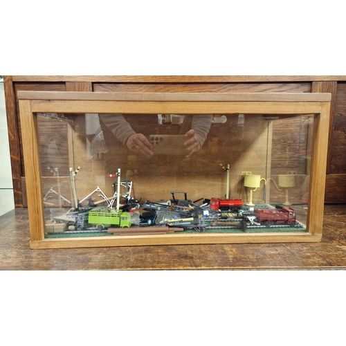 281a - Train Railway Diorama Cased Glass Diplay Unit